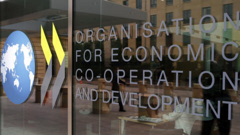 经合组织（OCDE）近日发布最新经济预测已下调今年全球经济增长预测，并指出全球经济放缓实际上已经开始，如果中东冲突持续，许多国家可能出现经济衰退。